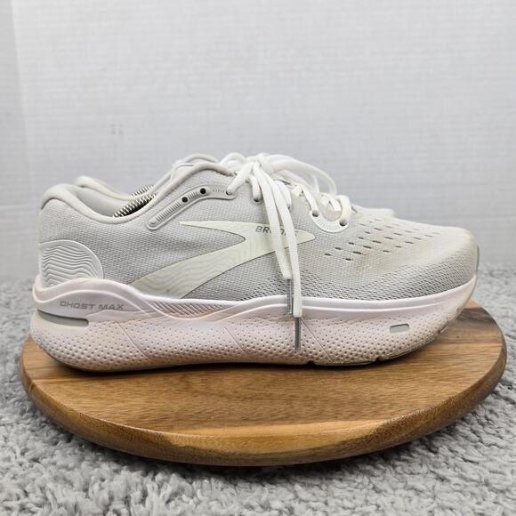Brooks Womens Ghost Max Wide White Athletic Comfort Gym Road Running Shoe W10 D - Picture 3 of 13
